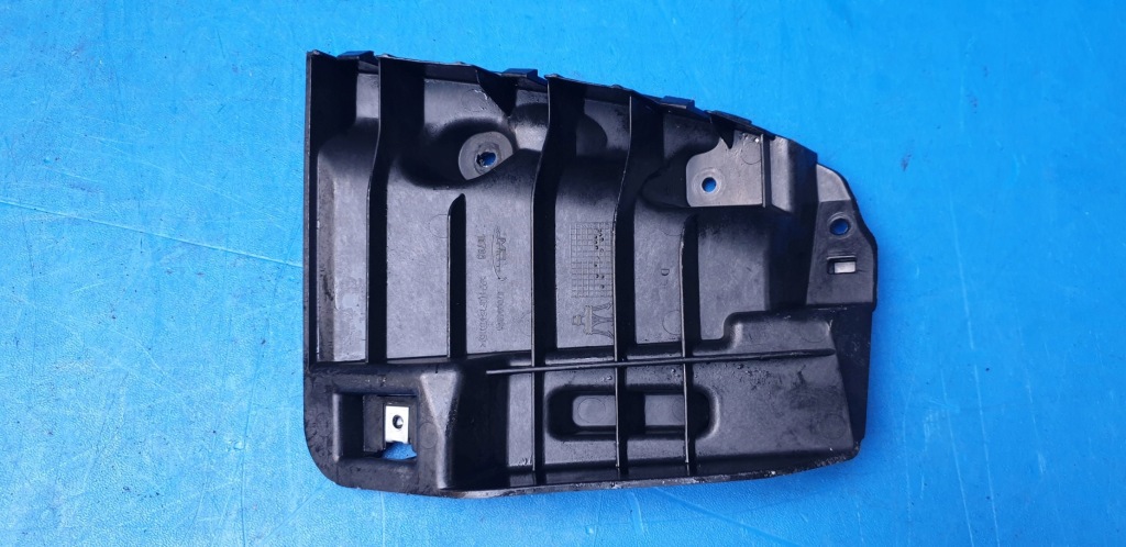 1x напрямна бампера задня заднього lewego кронштейн кронштейн maserati ghibli m157 Недорого