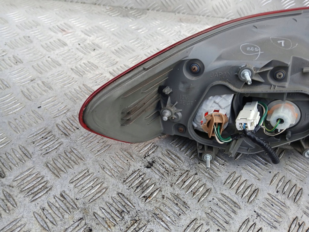 Купити Toyota corolla e15 фара права задня задні седан 2007r