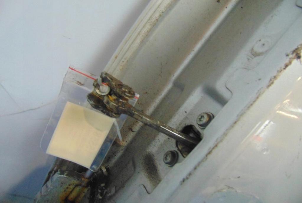 фото №12, Opel meriva a дверь голый правый задняя