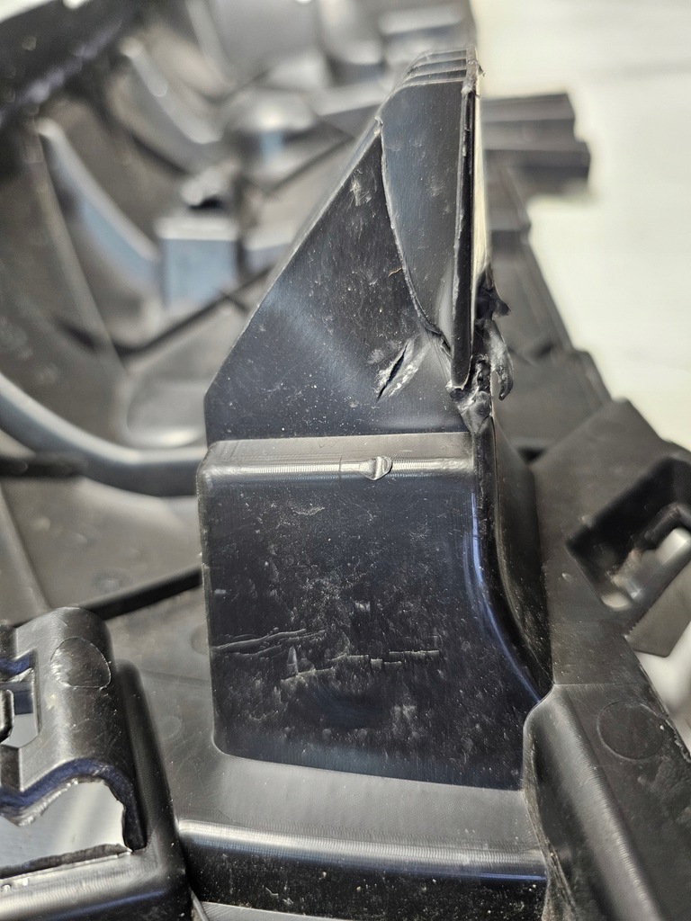 фото №11, Направляющая кронштейн zderzakaprawy bmw ix3 g08 21-23 bev перед m-pakiet