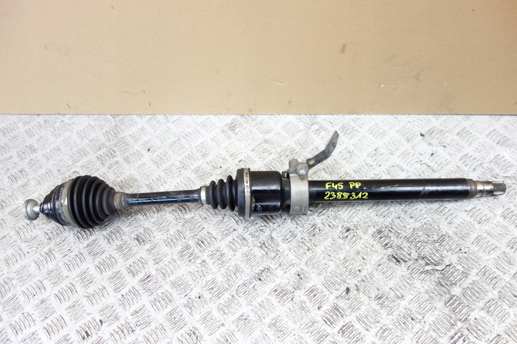 фото №1, Привідний вал права передня bmw f45 2388312