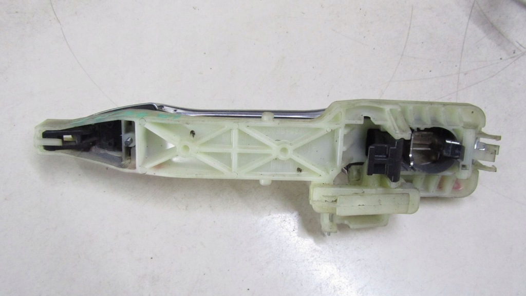 фото №3, Hyundai ix35 ручка двері задня хром keyless