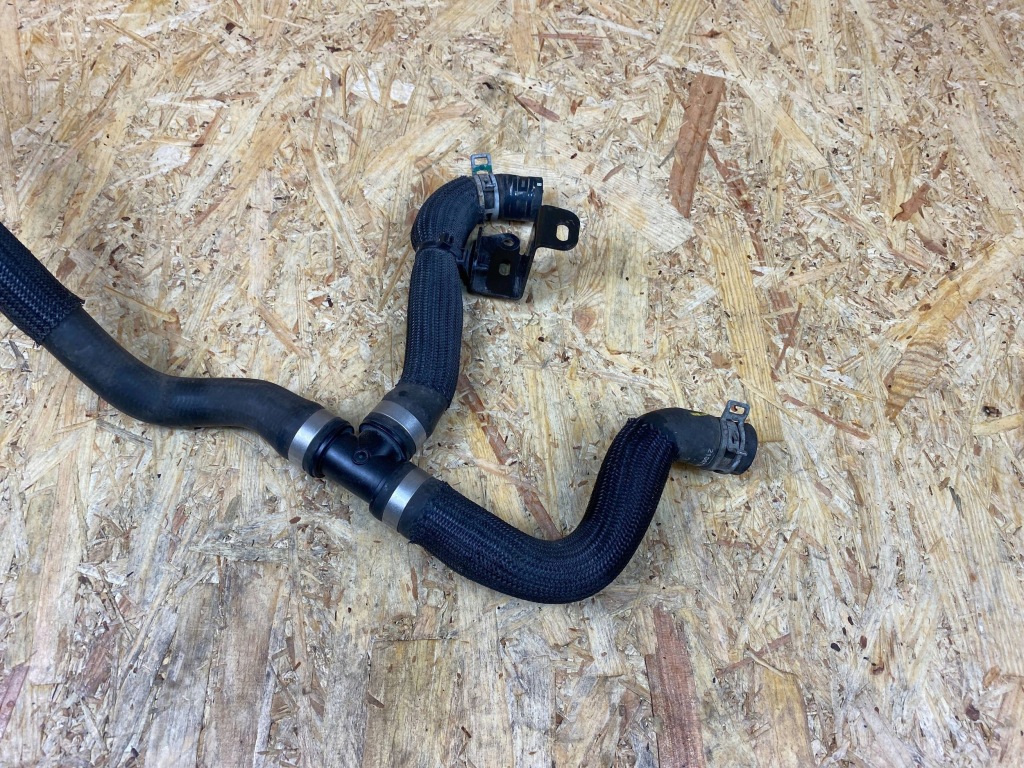 Купити Патрубок труба шланг води renault megane iv 210473570r 2016-