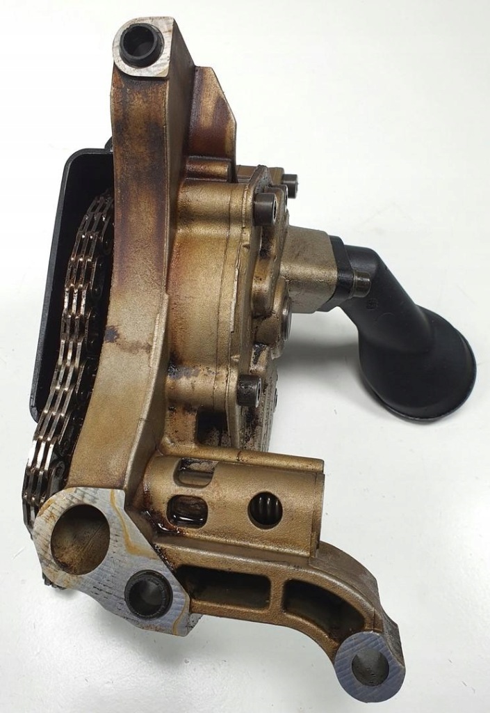 фото №1, Насос масла vw golf vi 1.4 tsi 03c105q