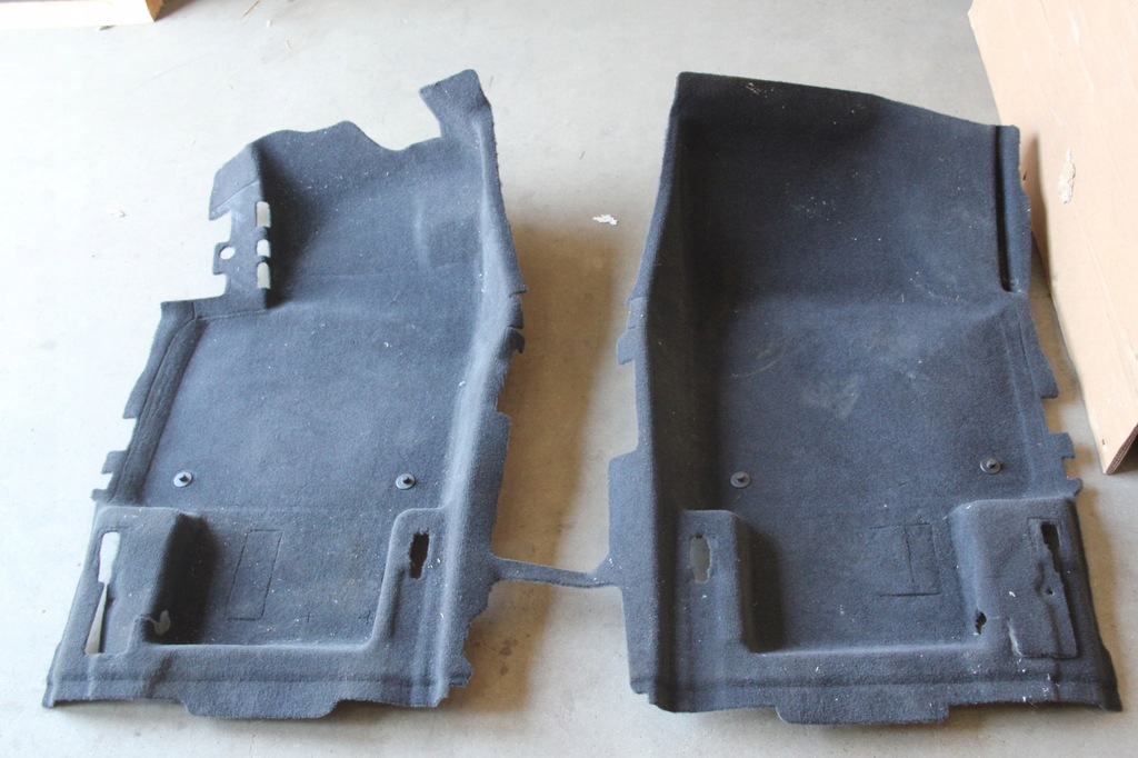 фото №1, Обшивка напольная перед vw atlas 3cn863103