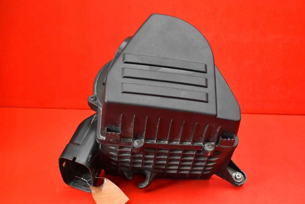 фото №5, Корпус фільтра повітря 6r0129601c skoda rapid 1.6 tdi 90 km 12-17