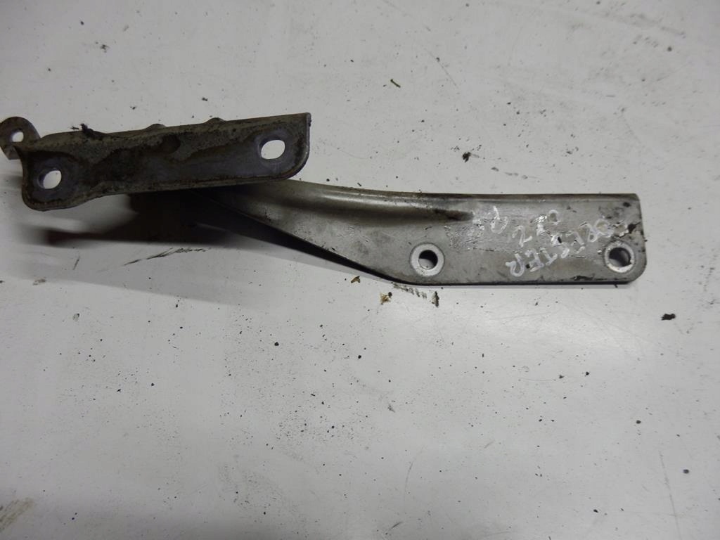 фото №1, Subaru forester 02 петля капот правый перед