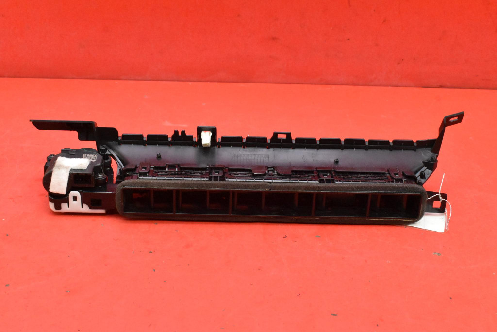 Решётка обдув правая 2735023x tesla model y 20- в Украине