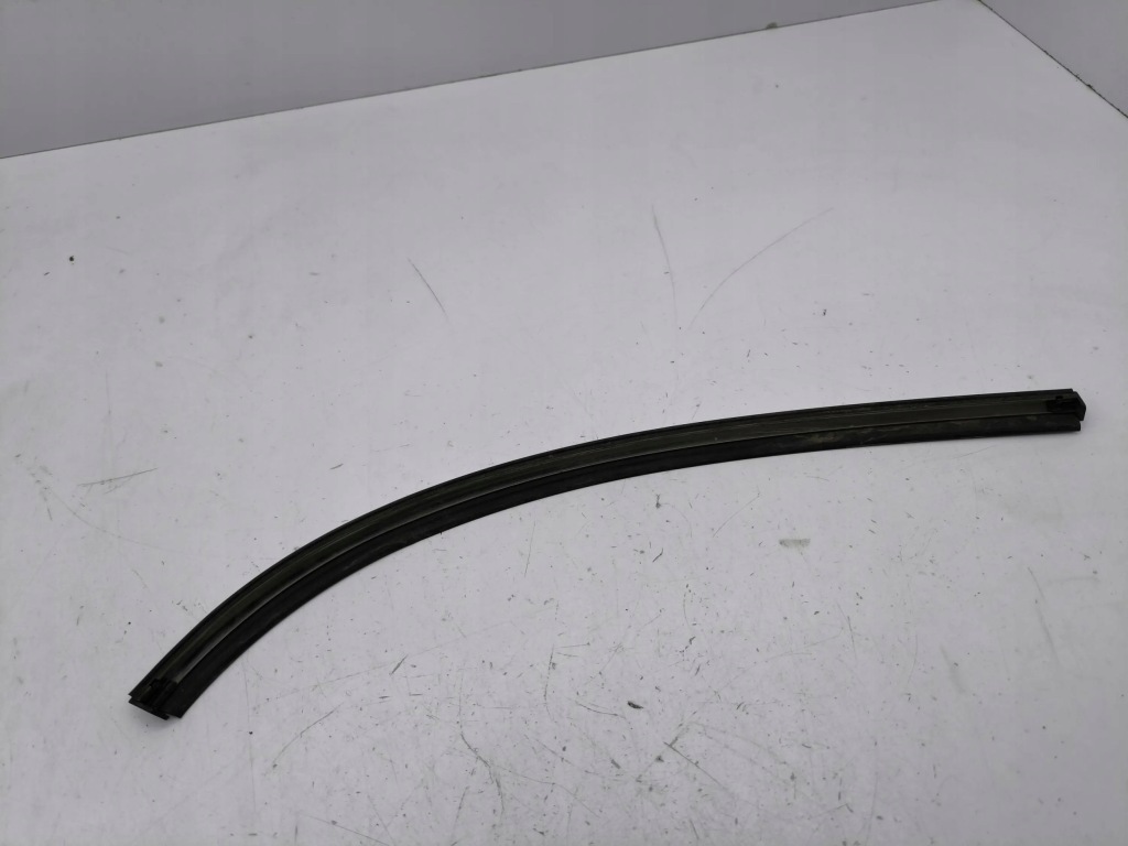 Mini cooper countryman r60 2014 молдинг скло бічний Недорого