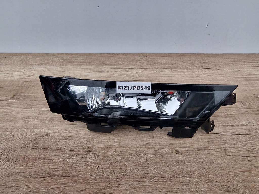 фото №1, Skoda rapid lift 5ja правий протитуманна фара протитуманний