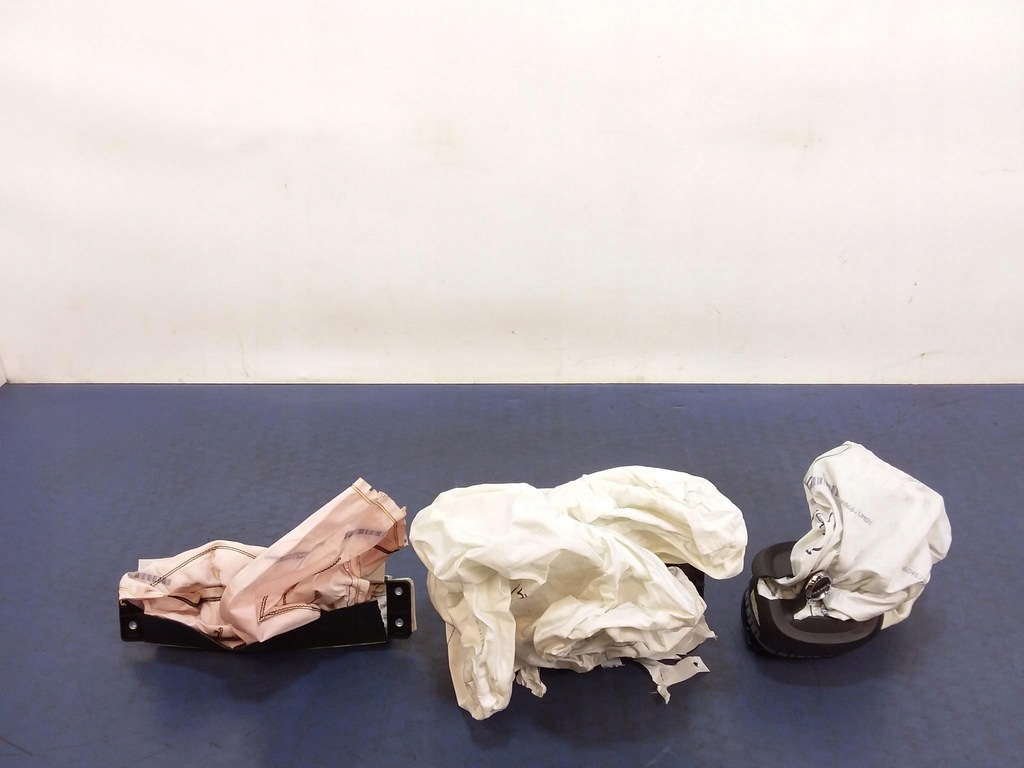 фото №8, Volvo xc60 ii приборная панель приборная подушки безопасности ремни