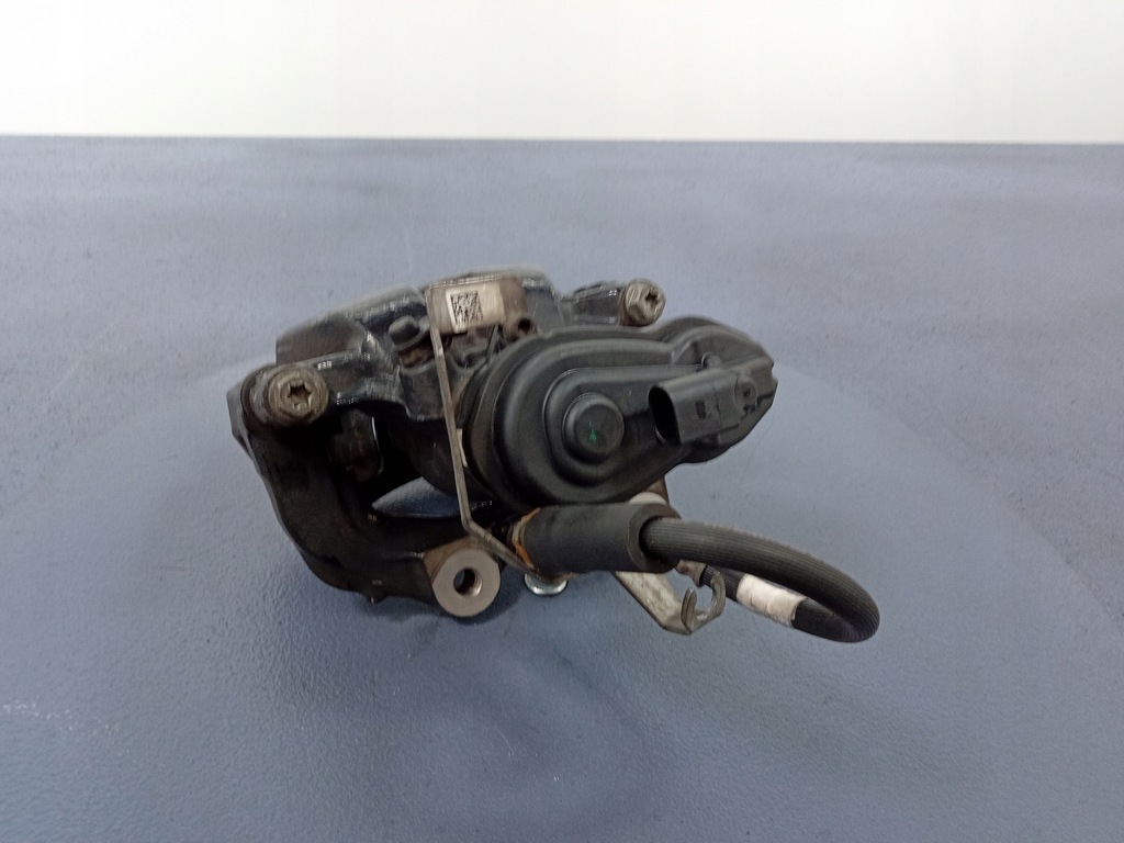 фото №4, Bmw m3 g80 3.0b суппорт задняя левый скоба 44/24