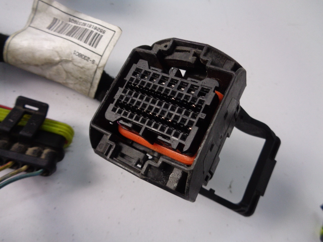 фото №4, Электропроводка двигателя fiat 500 lift 1.2 бензин 2015 rok