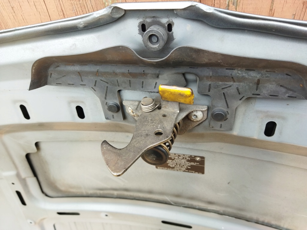 фото №6, Bmw 3 e90 e91 05-08 капот кришка двигуна m22