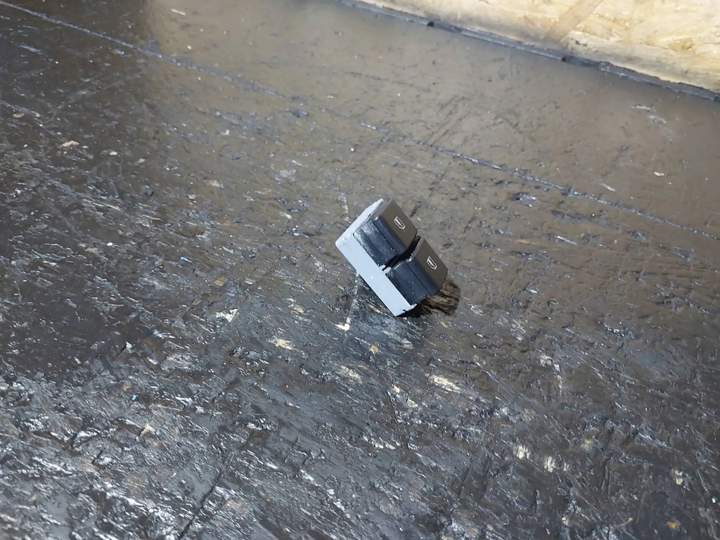 фото №7, Кнопки вікон водія seat ibiza iii 6l 6q0959858