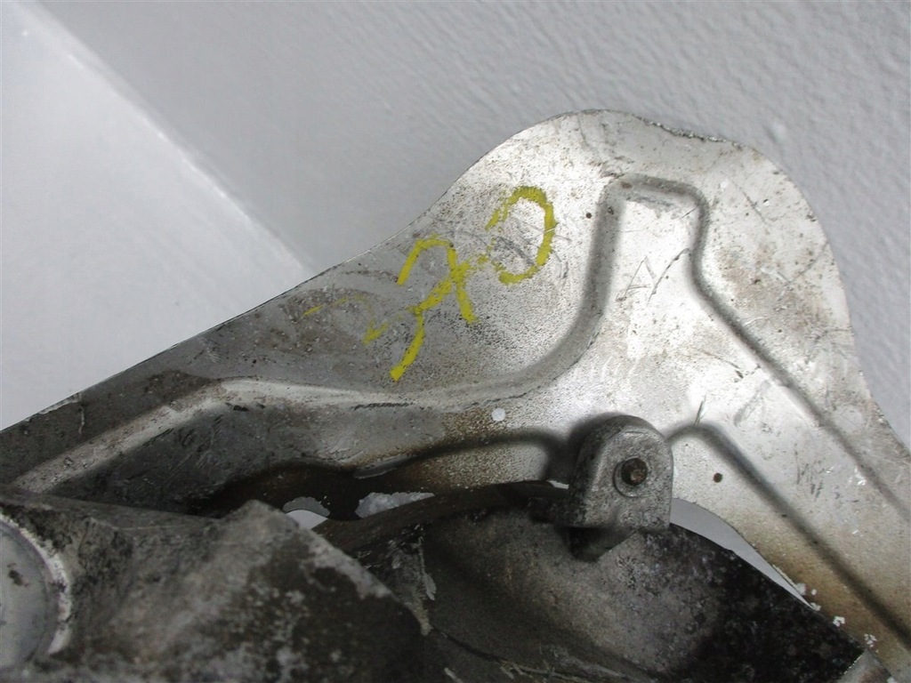 фото №5, Поворотный кулак правый задняя porsche 911 996 99633161206