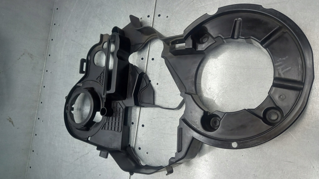 фото №5, Корпус распредвал volvo v60 v40 31401143