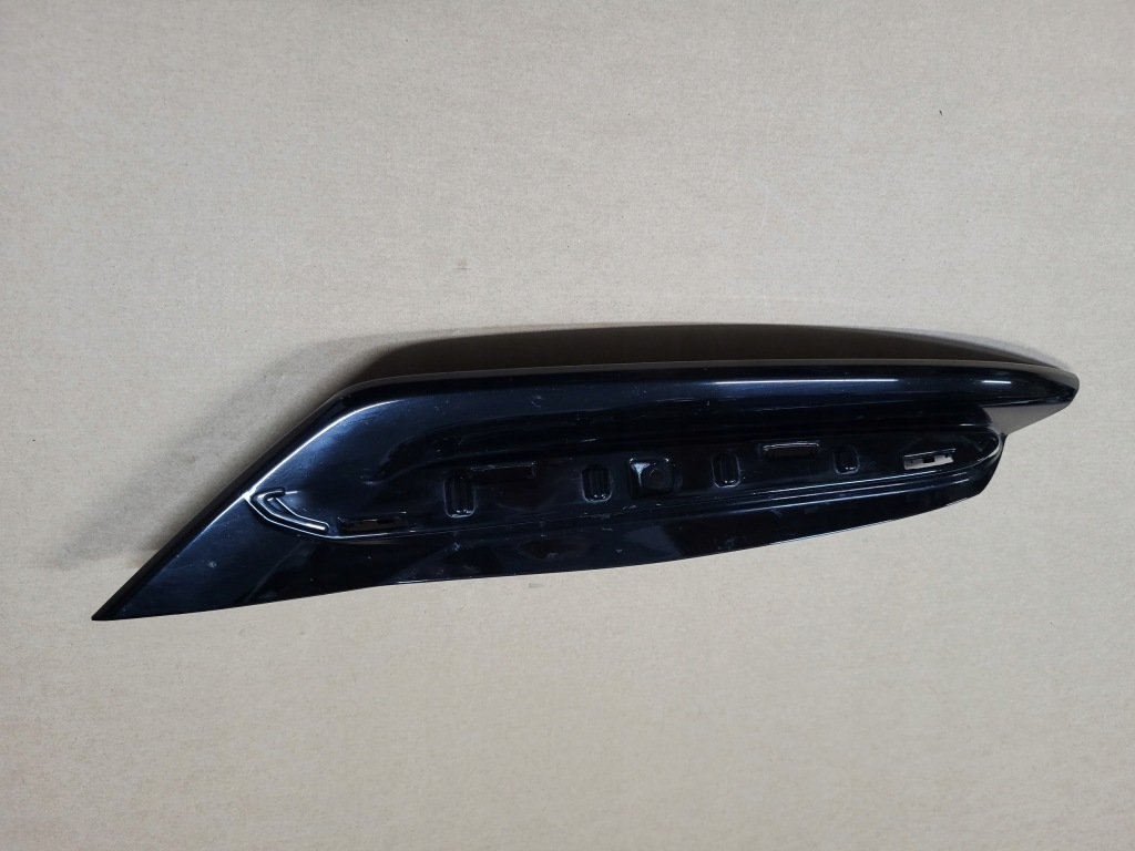 Купить Mazda 3 iv 4 sedan 19r-- решётка бампера передний перед правая