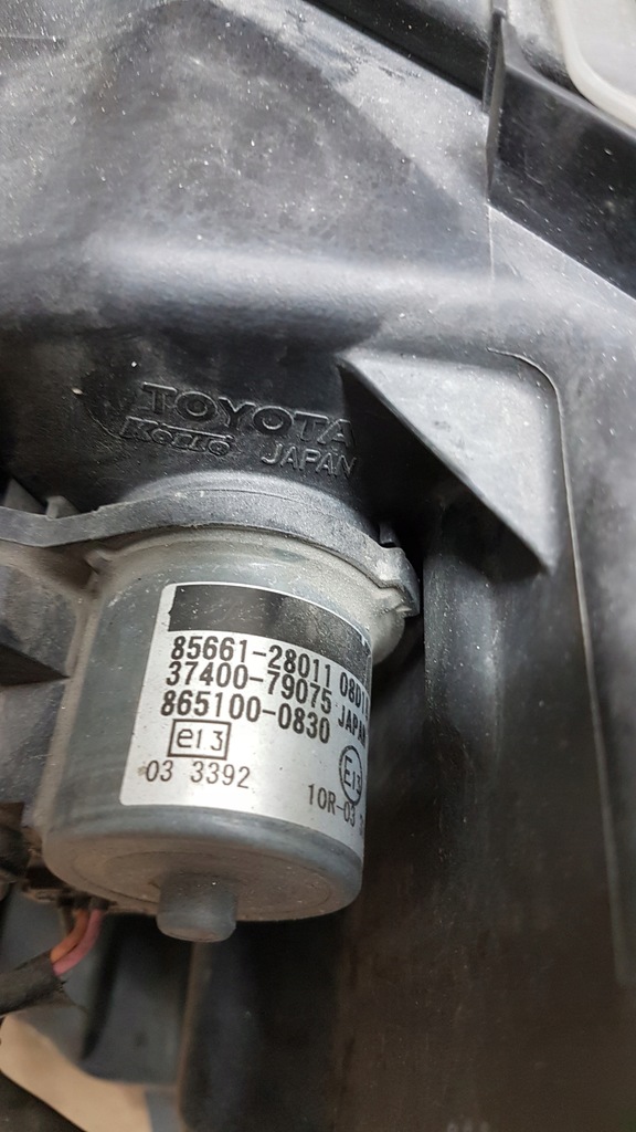 фото №14, Лампа перед правая toyota land cruiser 150 full led