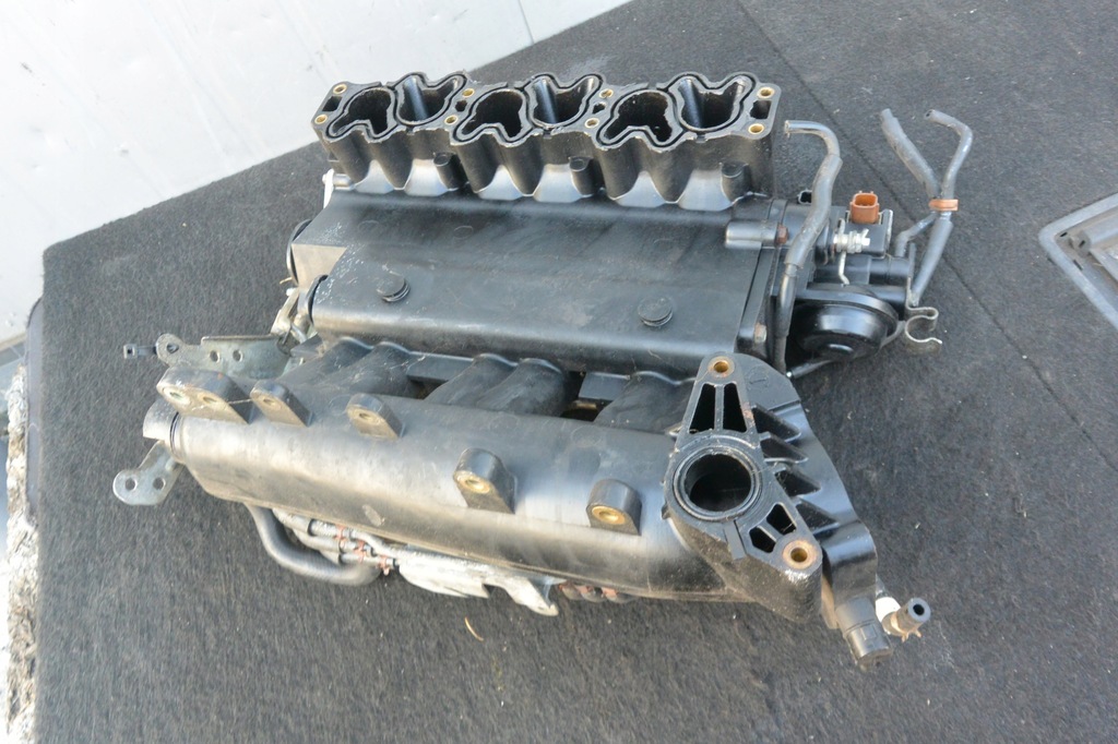 фото №7, Nissan maxima qx a33 коллектор всасывающий 2.0 v6 vq20de