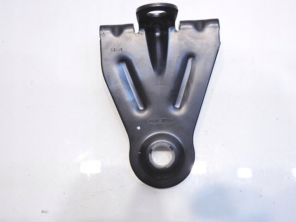 фото №8, Кронштейн кронштейн сиденье opel insignia a kombi