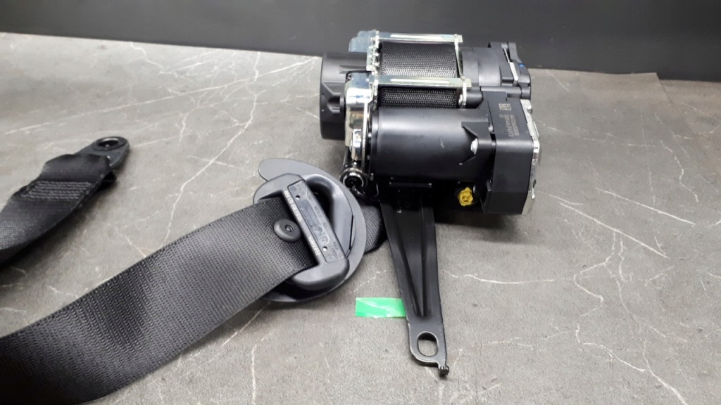 фото №10, 971857705d pas безопасности левый перед porsche panamera 971 2017 чёрный n