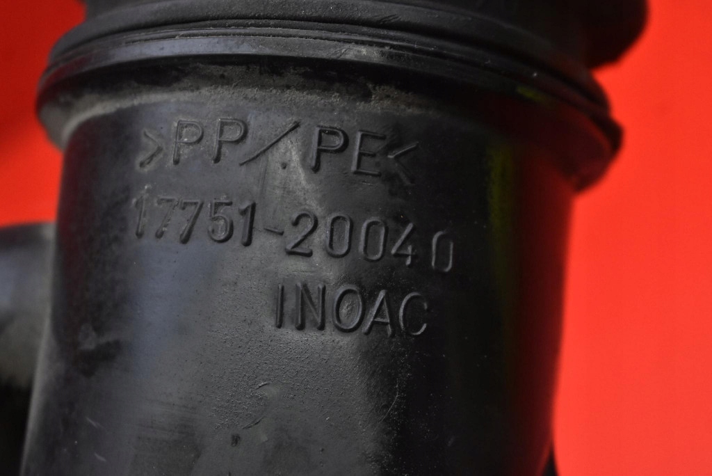 Пабтрубок  шланг трубка впуска воздуха 17751-20040 lexus rx 2 ii 400h 03-06 Доставка