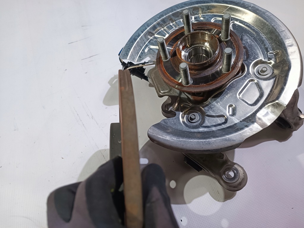 фото №12, Поворотный кулак задняя задняя правая комплектная ford explorer vi 2020-