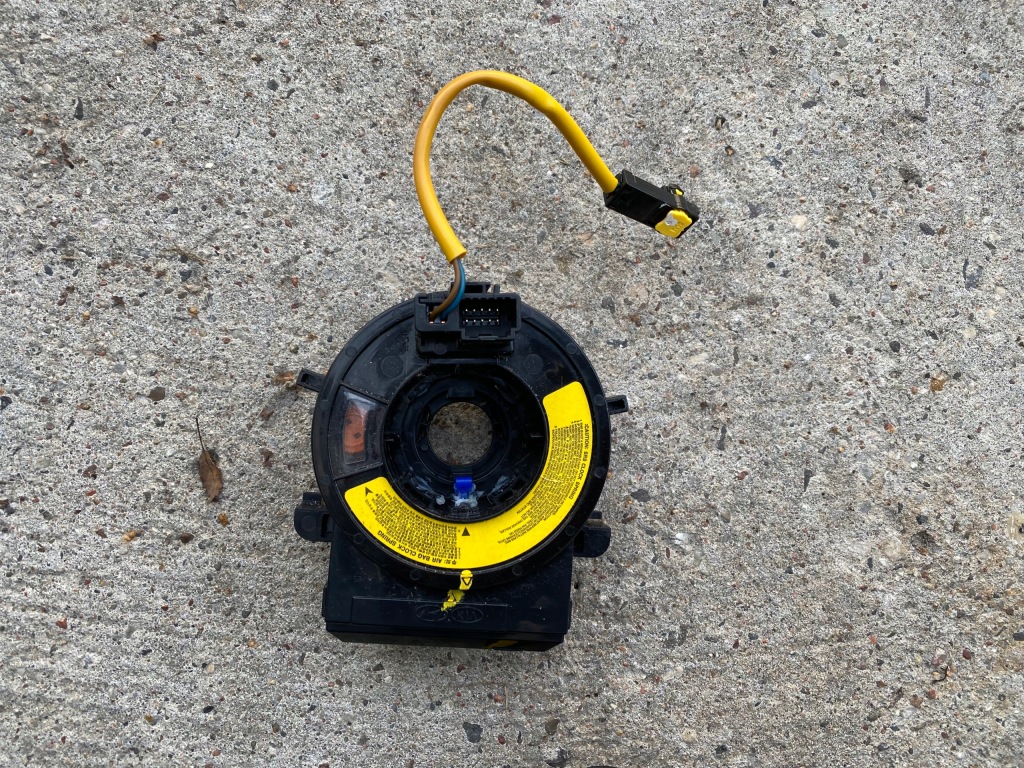 фото №1, Hyundai ix35 10-15 лента подушка безопасности pod руль