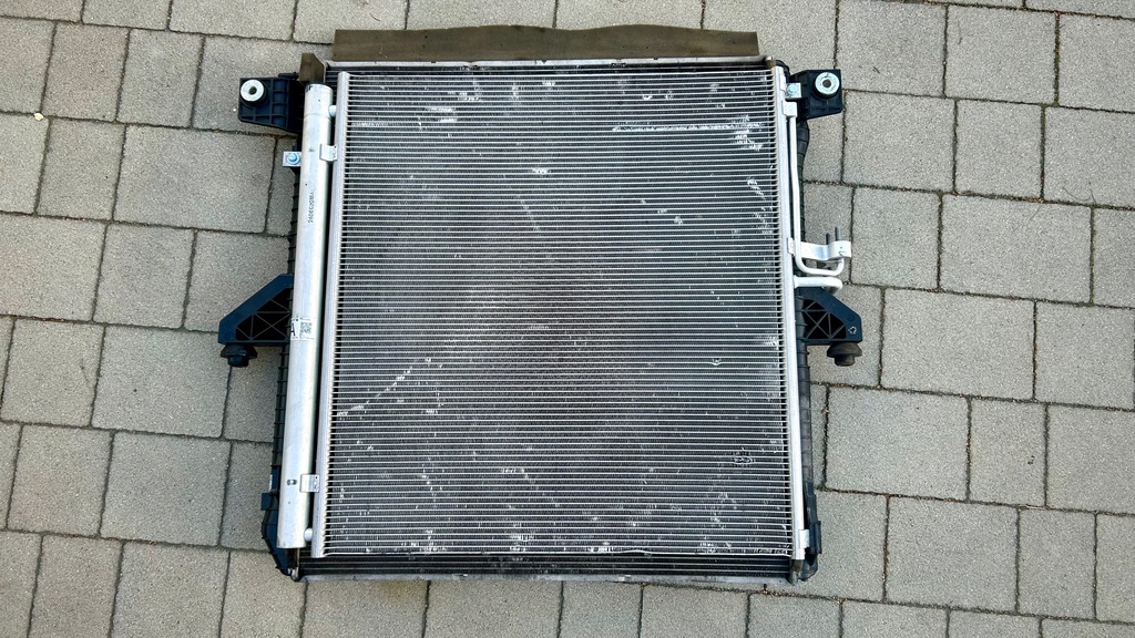 фото №2, Радіатор ford ranger raptor jb3g-8c342-ab