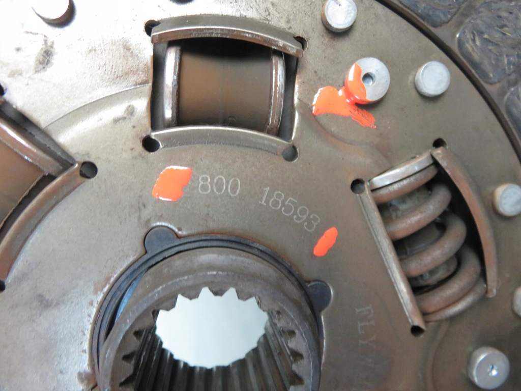 фото №8, Колесо маховик toyota corolla e12 2.0 d-4d 18593 80018593