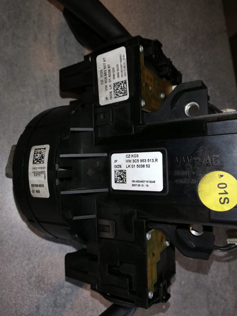 фото №1, Vw passat b6 - перемикачі стрічка комплект 3c5953513r