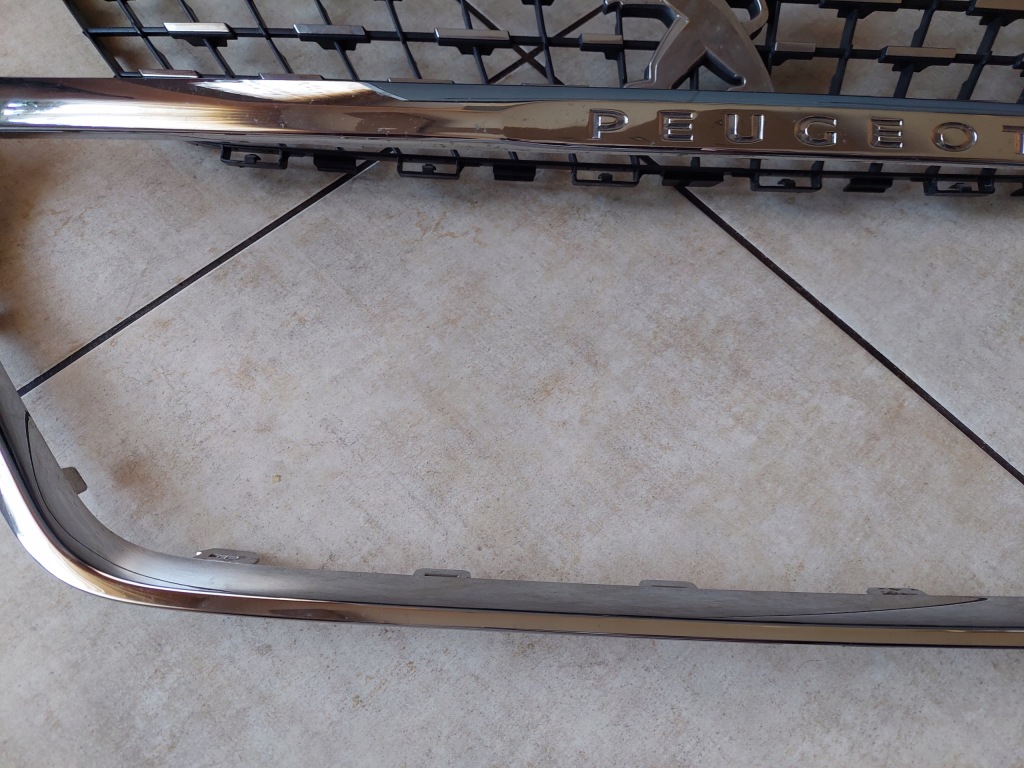 фото №8, Решётка радиатора - решётка радиатора - peugeot 5008 ii p87 - 2017