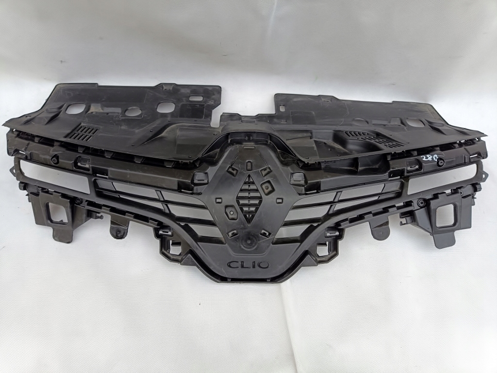 фото №1, Решітка радіатора решітка радіатора бампер renault clio iv 622563184r