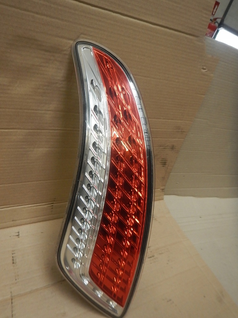 Лампа задня ліва led lancia delta iii 51808847 європа в Україні