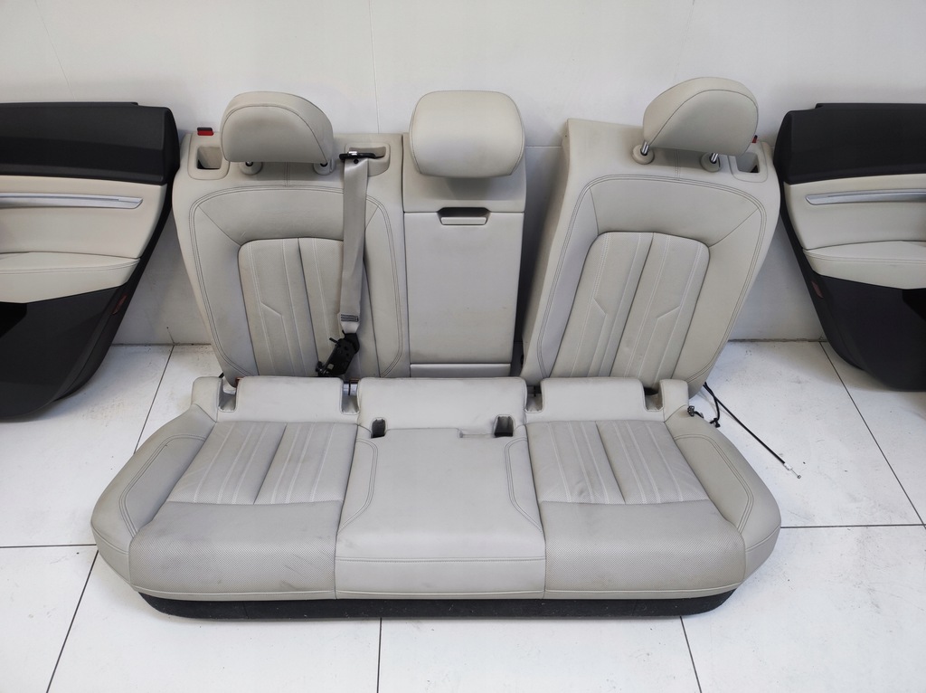 фото №9, Салон сидіння заднє сидіння обшивки оббивка тунель середній eu audi q8 e-tron