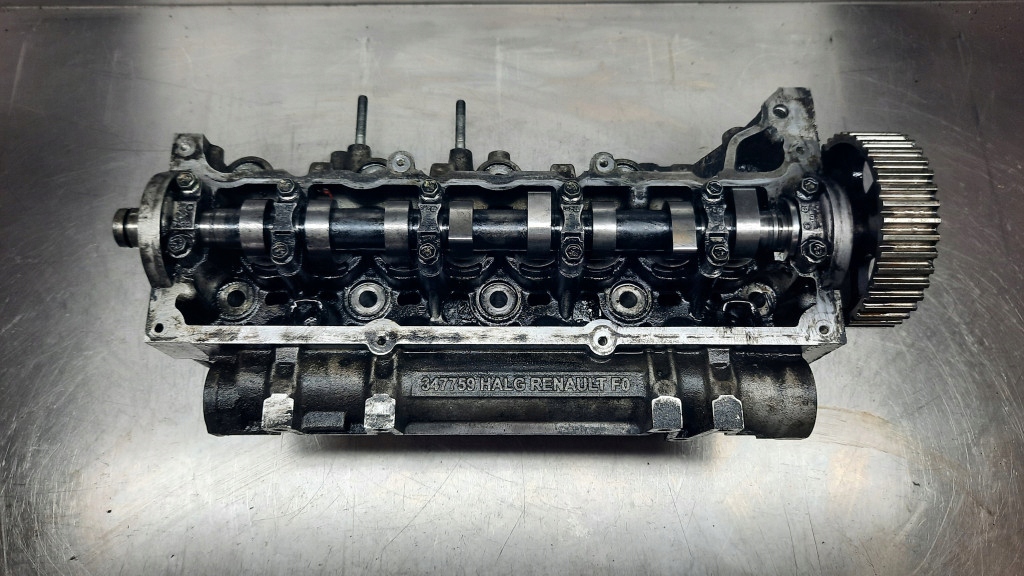 фото №1, Головка двигуна k9k02 renault clio 1.5 dci