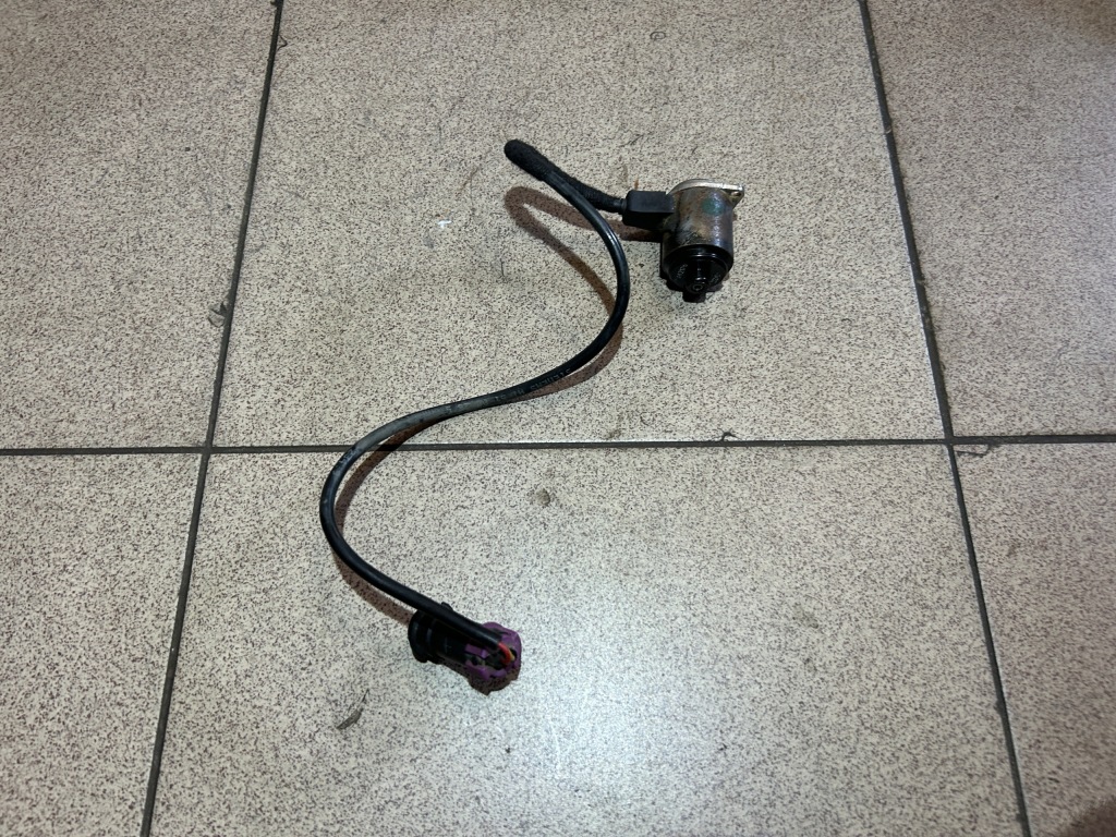 фото №1, Клапан датчик рейки рульового управління сервотронік audi a6 s6 c5