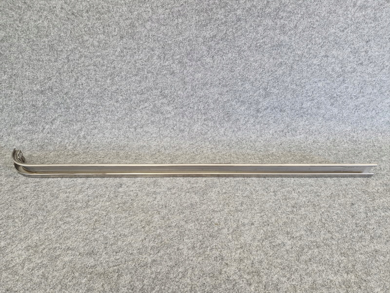 фото №1, Mercedes sprinter 910 a9107660600 напрямна напрямна двері бокових оригінальний номер