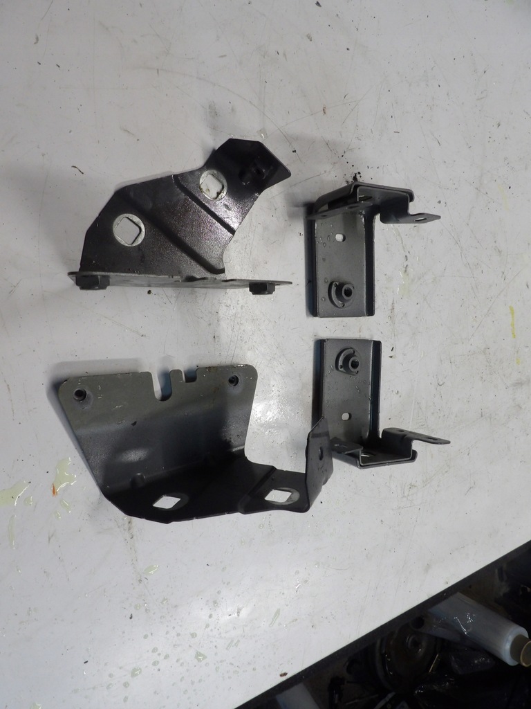фото №1, Кронштейн крыла левая правое renault trafic iii 3