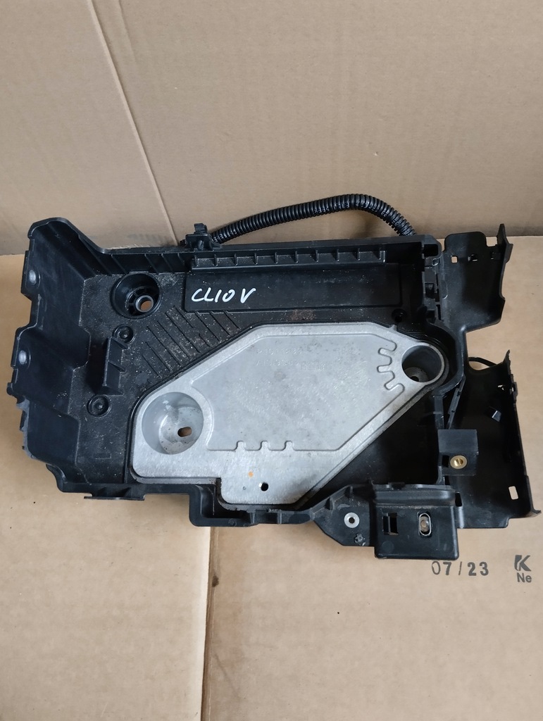 фото №4, Основание аккумулятор renault clio v 5