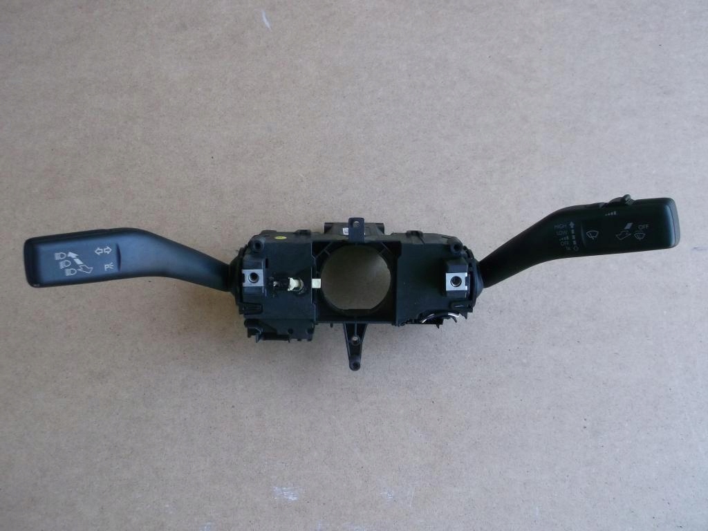 фото №1, Toledo перемикач світла комбінований 6ra953521d