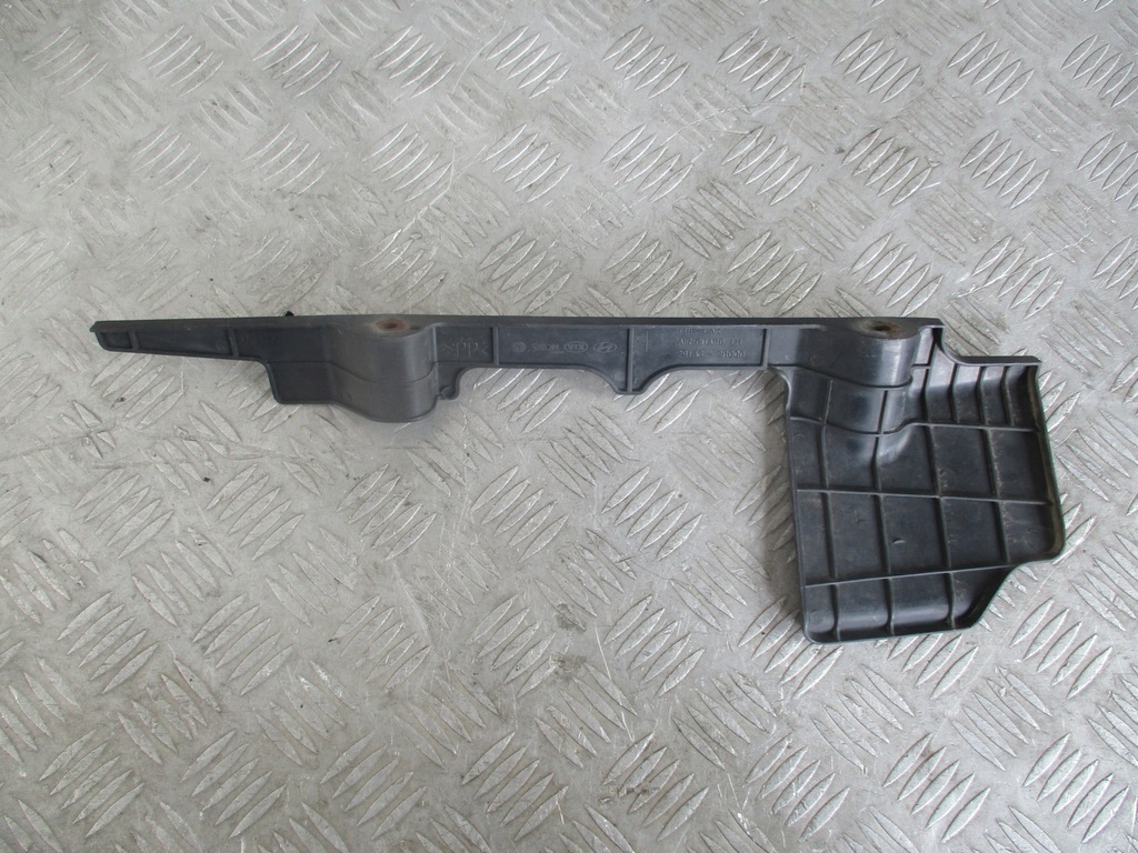 фото №5, Воздуховод воздуха левый перед hyundai i30 07-12 2x lift