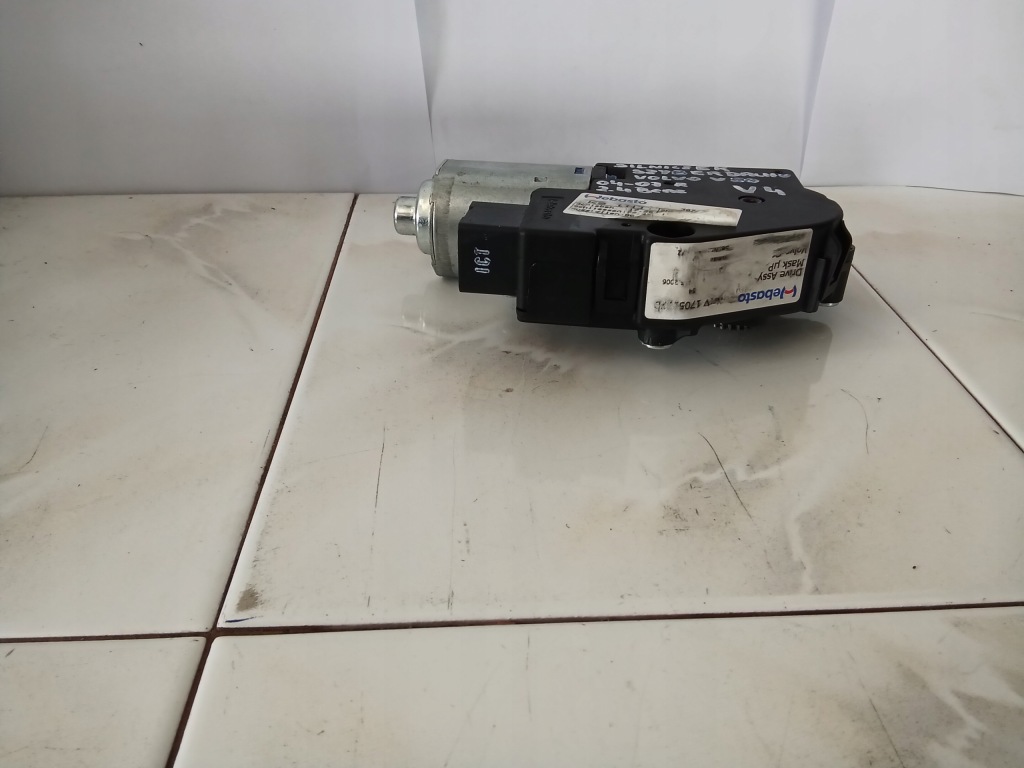 фото №9, Моторчик люк 4n51-f53508ad volvo v50 04-07r 2.4benz. v4