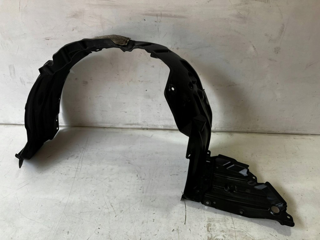 фото №2, Corolla e21 kombi хетчбек підкрилок передні ліва лівий перед platikowe