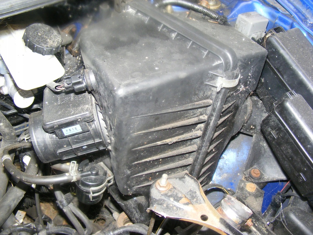 фото №9, Корпус фильтра воздуха mazda mpv 2 ii 2.0 99-06