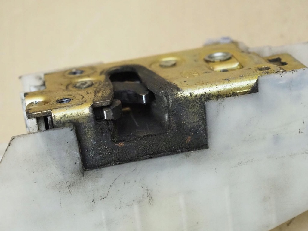 фото №7, Ford ka i mk1 замок левый 3d europa