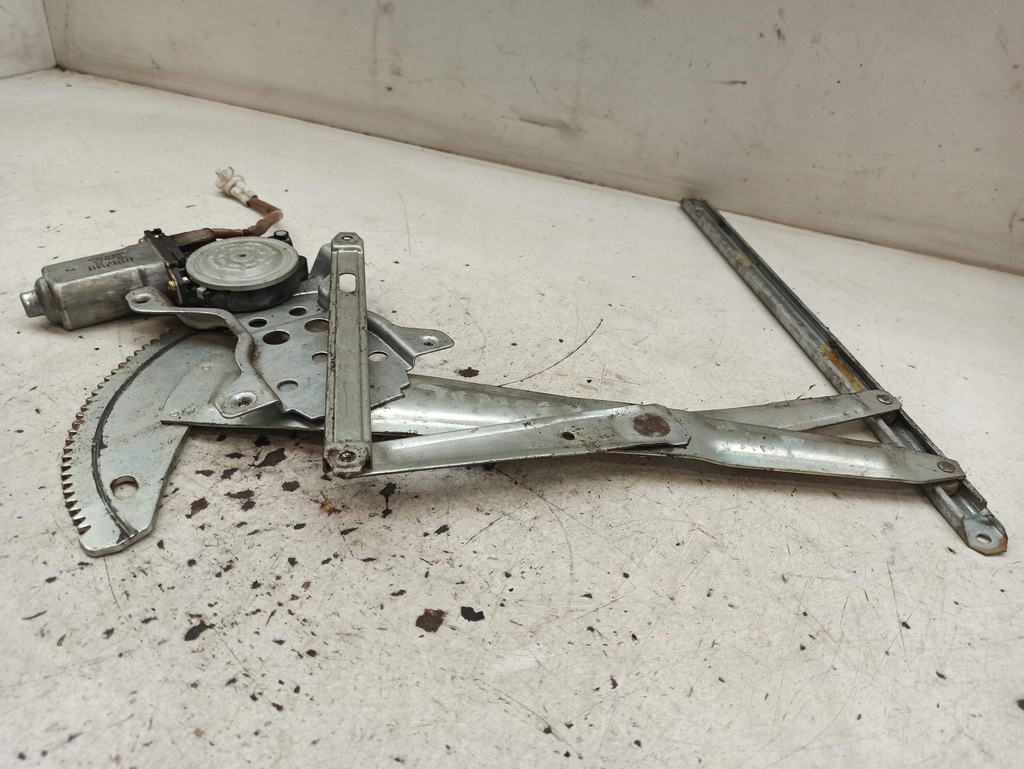 фото №8, Suzuki jimny iii механизм стекло перед правый 8343081a10