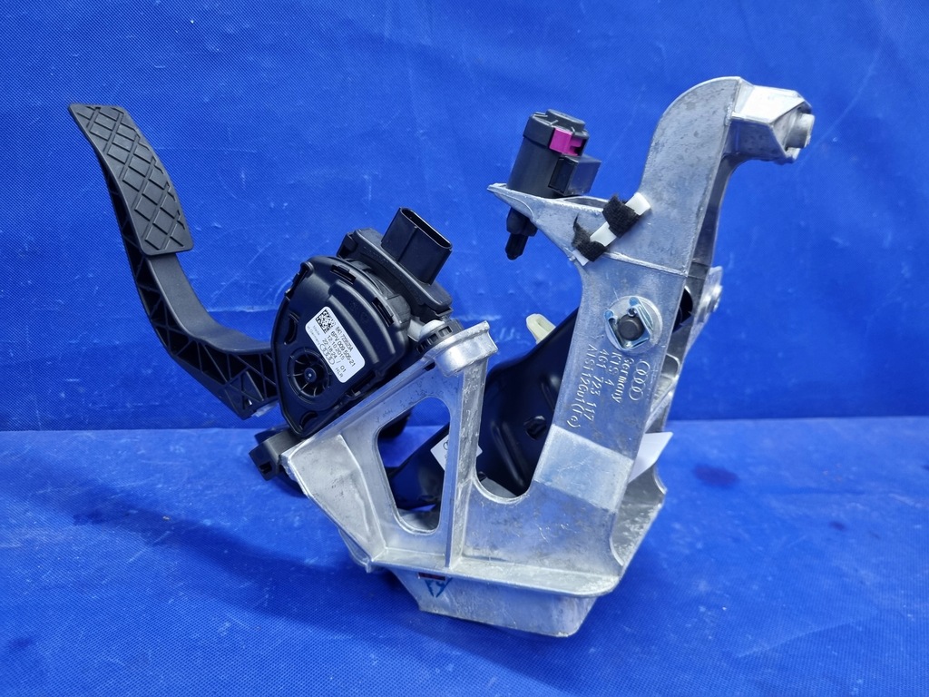 фото №7, Audi a7 c7 каркас вместе с pedałami оригинал 4g1725117