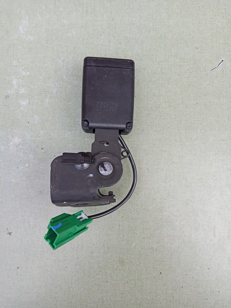 фото №1, Клипса поперечина задняя volvo s90 ii 31369779